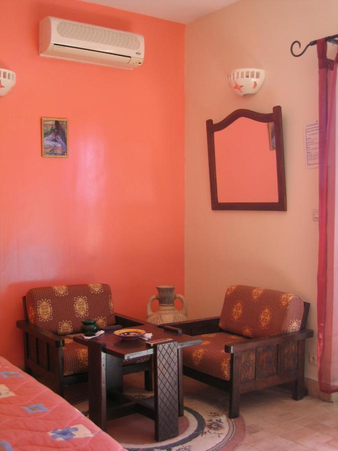 Les Tourmalines Bed & Breakfast Afeggou Dış mekan fotoğraf