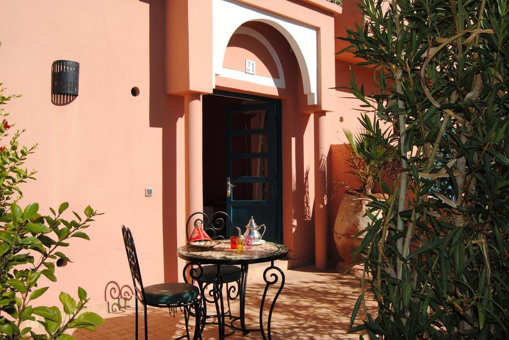 Les Tourmalines Bed & Breakfast Afeggou Dış mekan fotoğraf